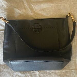 Tori Burch Bucket purse Black in great condition